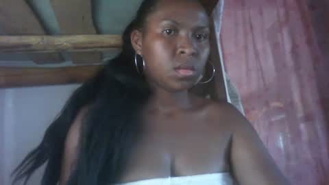 couleur_vanille online show from December 12, 7:52 am