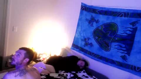 Snapshot of couplakinks00 chatting on November 1, 5:39 am couplakinks00 online show from November 1, 5:39 am