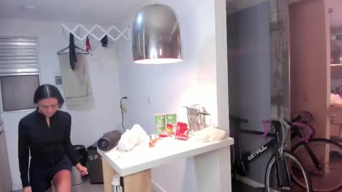 couple_funnyy online show from November 9, 12:25 am