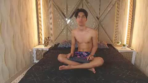 Ricardo  Isabella online show from June 22, 7:16 am