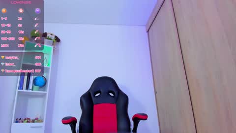 Kay online show from March 11, 3:02 pm