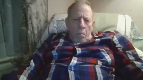 courieral1 online show from March 15, 9:07 pm