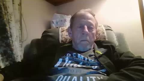 courieral1 online show from September 15, 8:21 pm