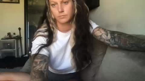 Bayleecaitlin online show from September 10, 4:41 pm