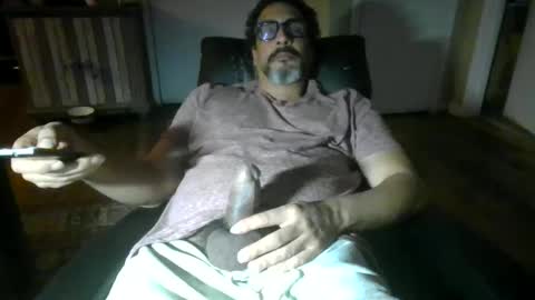 Alejandro online show from December 31, 6:16 am
