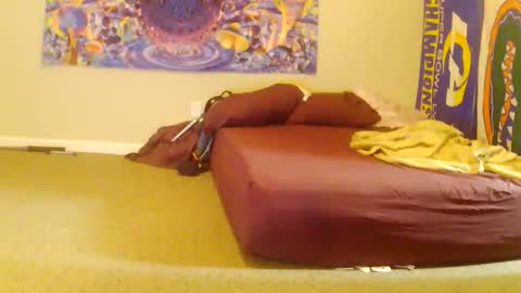 craveitoften online show from December 14, 3:24 am