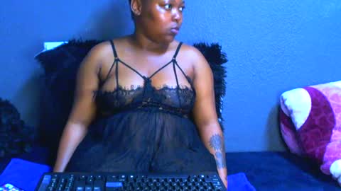 crazeass online show from May 9, 7:42 pm