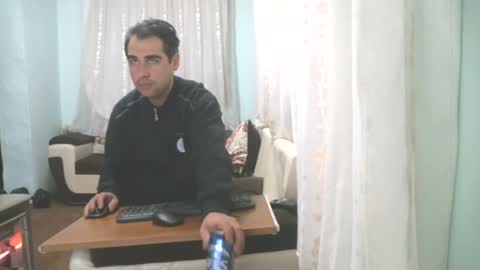 Snapshot of crazy____boy09 chatting on January 1, 8:37 pm crazy____boy09 online show from January 1, 8:37 pm