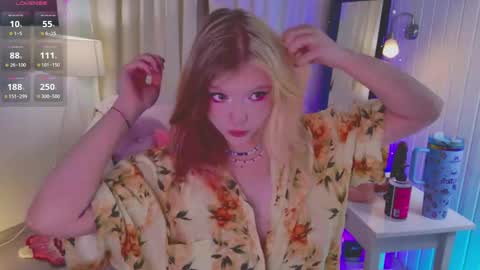 Sonya online show from May 2, 10:15 pm