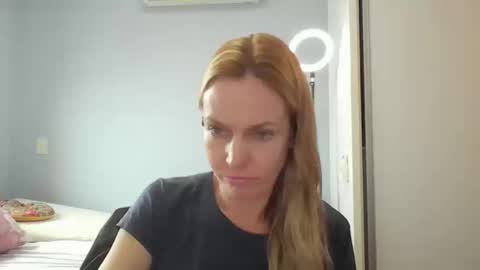 Anny online show from April 29, 10:53 am