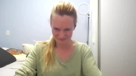 Anny online show from August 1, 12:34 am