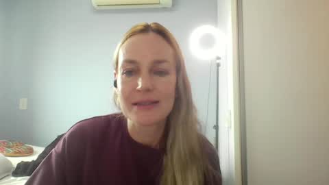 Anny online show from July 9, 11:36 am