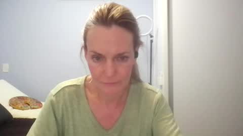 Anny online show from August 2, 12:45 am