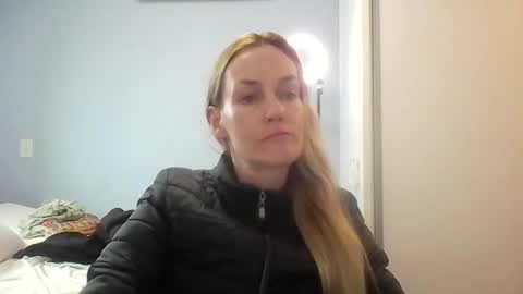 Anny online show from July 24, 11:07 am