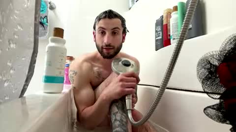 crazydill28 online show from April 23, 6:53 pm