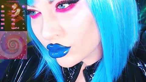 Roxy online show from November 28, 2:46 pm