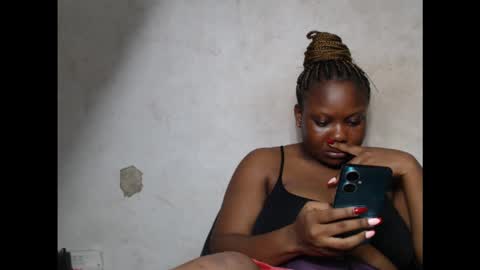 Snapshot of crazyslut17 chatting on October 8, 8:59 pm crazyslut17 online show from October 8, 8:59 pm