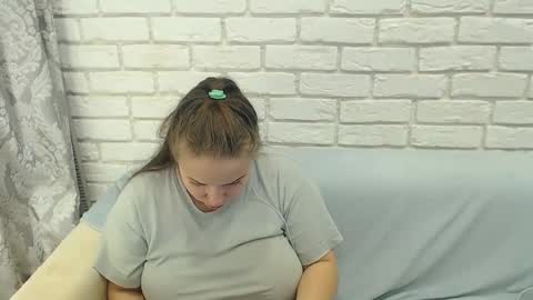 Crazyy Girl  online show from January 21, 2:48 pm