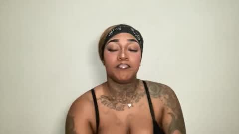 PHANTOMTARGARYENXXX online show from April 2, 9:27 am