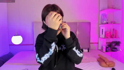 creamy_angelo online show from May 1, 1:27 pm