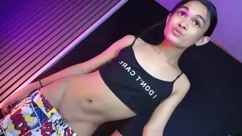 Delilah online show from July 17, 2:52 pm