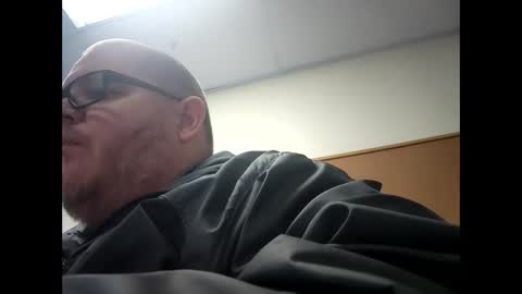 The hopeless romantic online show from January 29, 3:33 am