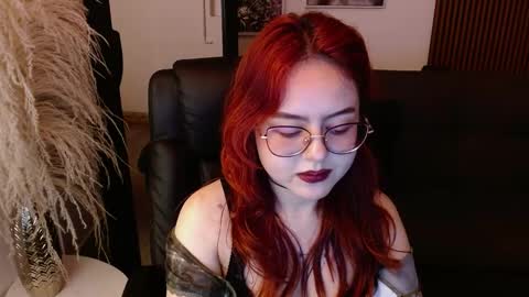 Snapshot of crimson_tati chatting on January 22, 10:07 am Tatiana online show from January 22, 10:07 am