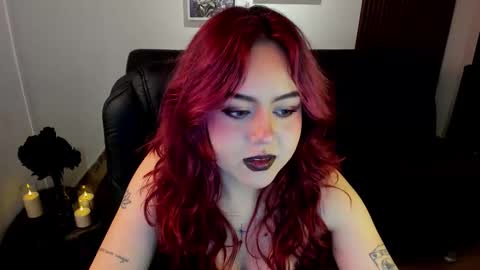 Snapshot of crimson_tati chatting on October 8, 3:56 am Tatiana online show from October 8, 3:56 am