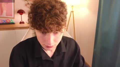 Chris online show from November 14, 6:54 pm