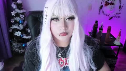 Cris online show from December 27, 7:35 pm