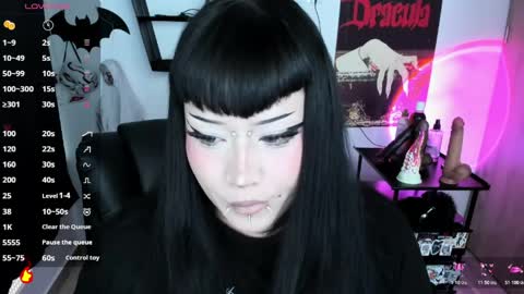 Cris online show from May 28, 8:51 pm
