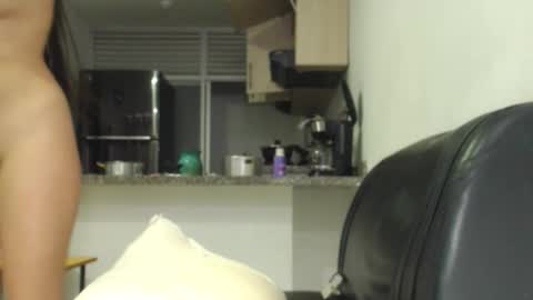 cristal beautiful online show from February 15, 1:27 pm