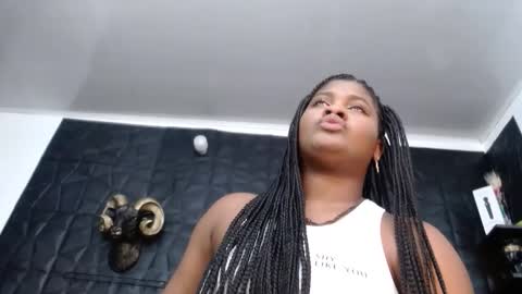 Hanna  online show from January 18, 12:30 am