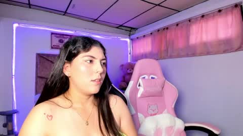 cristal_smith20 online show from June 4, 2:34 pm