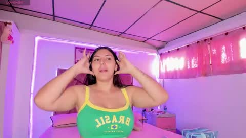 cristal_smith20 online show from December 15, 12:45 pm