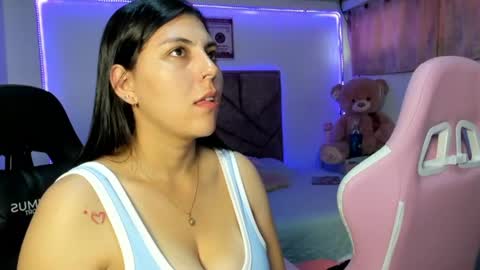cristal_smith20 online show from July 27, 12:02 pm