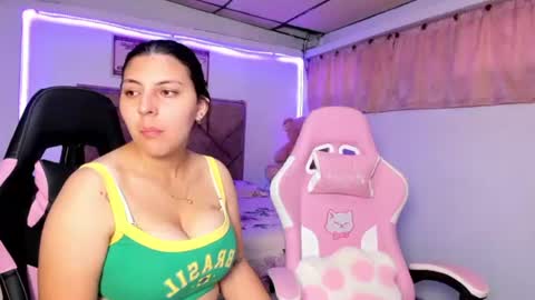 cristal_smith20 online show from June 29, 11:54 am