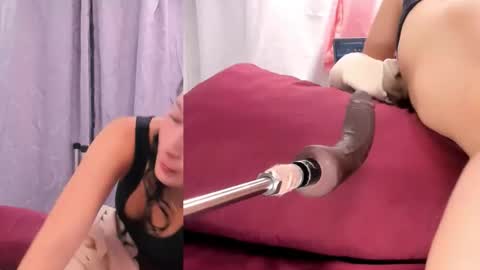 cristal_thompson_ online show from December 3, 12:50 pm