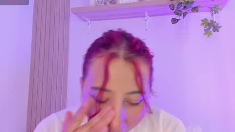 cristalfoxy_ online show from December 20, 9:22 pm