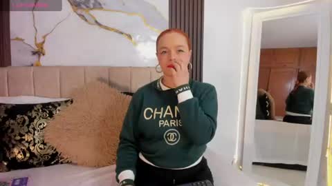 cristal walker online show from June 12, 10:47 am