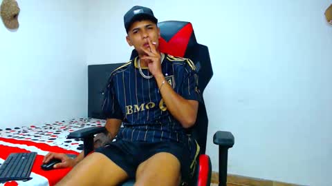 cristian online show from May 6, 7:03 am