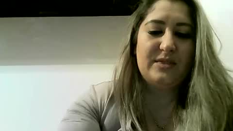 Snapshot of cristina20021991 chatting on January 1, 6:06 pm cristina20021991 online show from January 1, 6:06 pm