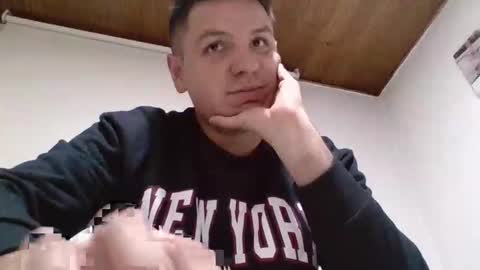 cristopher3042 online show from February 18, 2:22 am