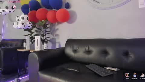 Cristopher online show from June 19, 2:56 pm
