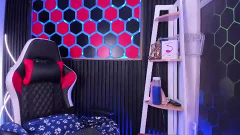 Cristopher  online show from June 24, 8:49 pm