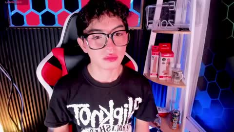 Cristopher  online show from April 30, 8:57 pm