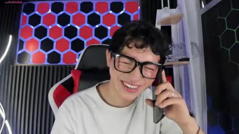 Cristopher  online show from April 27, 8:39 pm