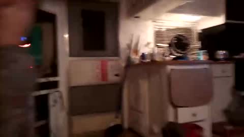 critterick6674 online show from October 18, 11:47 am