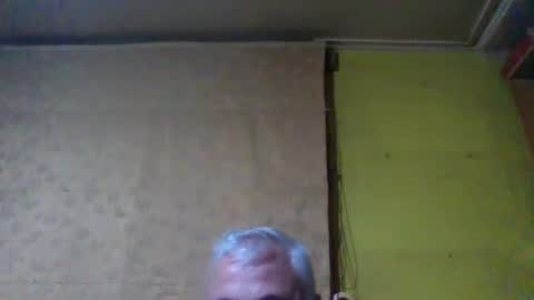 crmperez online show from March 4, 1:57 am