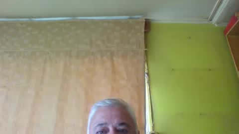 crmperez online show from March 10, 8:35 pm